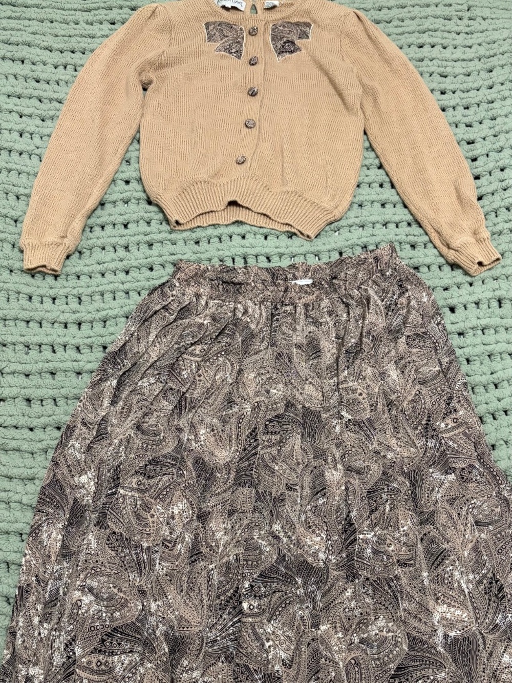 ✨ Andrea Gayle Matching Set – Cardigan + Paisley Skirt | Size Small ✨